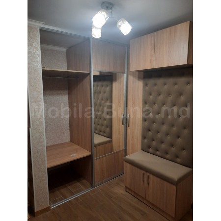 Dulap de colt in antreu / hol  model A-109